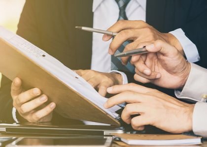 العقد التجاري